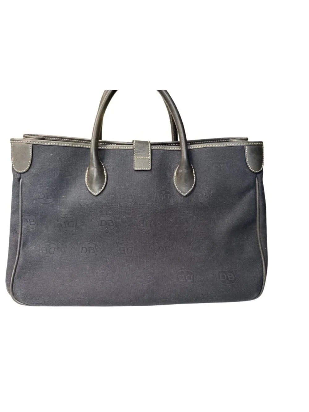 Dooney & Bourke stylish tote
